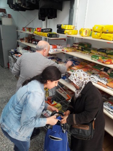 Ramazan ayı boyunca 500 aileye erzak dağıtımı yapılmıştır.