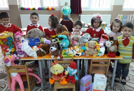 Geleceğin Umutlarının Oyuncak&Kitap Yardımı ile Yüreklerine Ulaştık